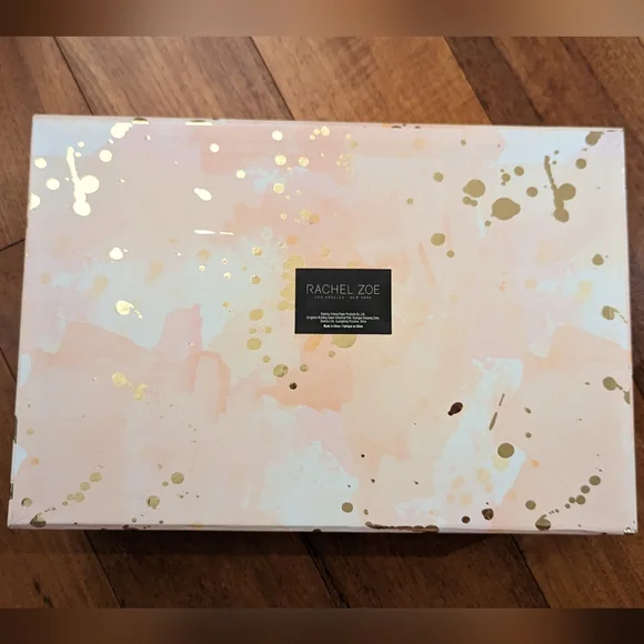 Like-New "Cards + Well Wishes" Wedding Gift Box - Picture 6 of 6